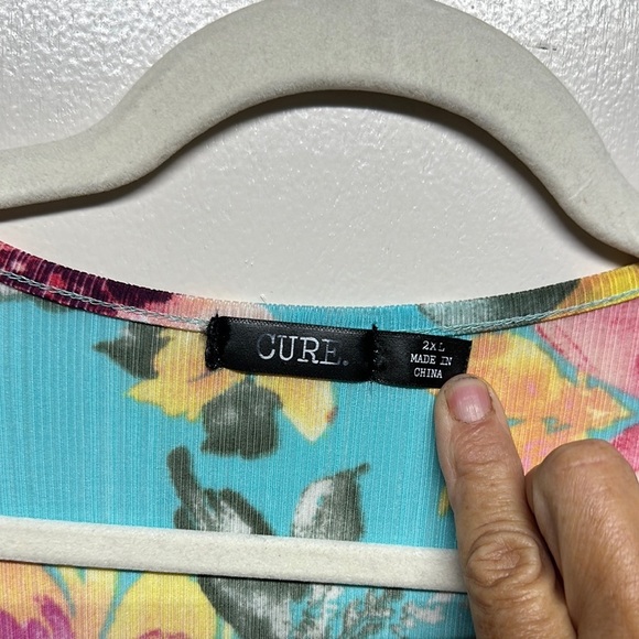 Pink and Yellow Floral 3/4 Sleeve Blouse - Picture 2 of 9